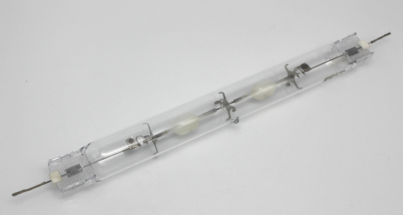 Plant Growth Double Ended Ceramic Metal Halide Lamp630W